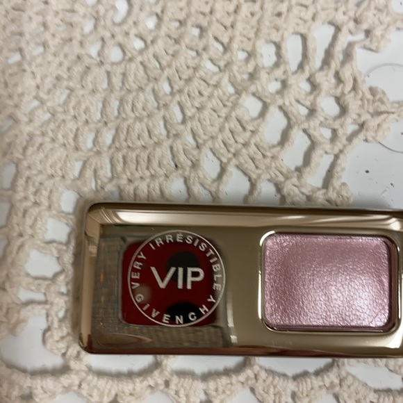 Rare Givenchy pen and keychain set - Picture 3 of 10